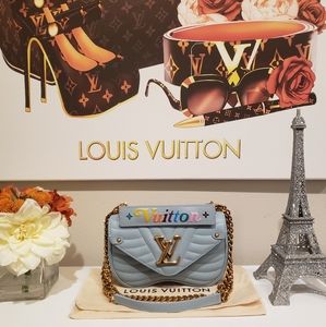 Louis Vuitton New Wave Chain PM